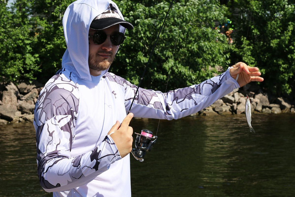 Худи CF Company Camo sleeves gray для рыбака и рыбалки