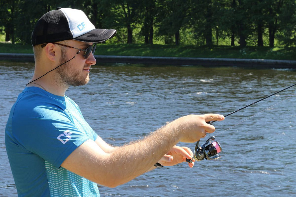 Футболка CF Wave blue для рыбака и рыбалки